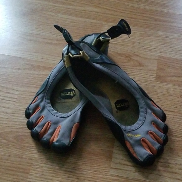 5 finger shoes womens